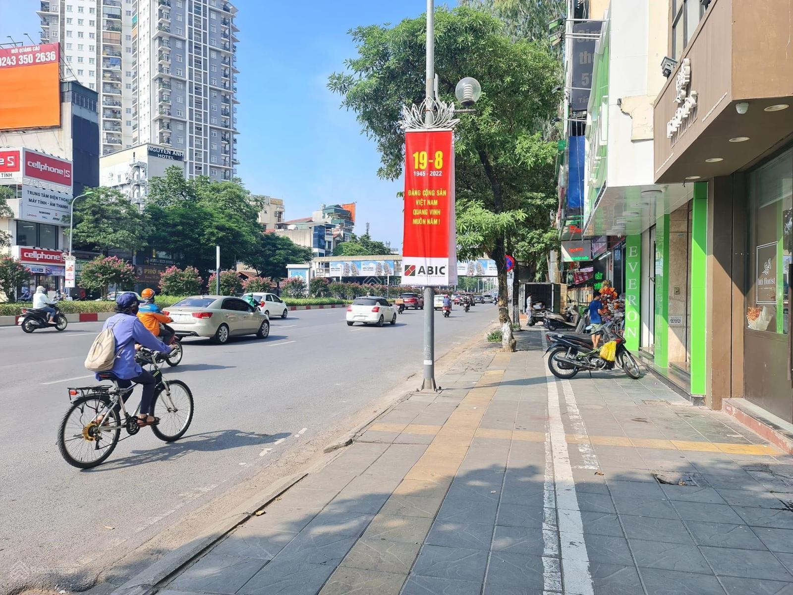 SIÊU HIẾM MẶT PHỐ HAI BÀ TRƯNG - VỈA HÈ KINH DOANH Ô TÔ TRÁNH - 33M 5 TẦNG MẶT TIỀN 4M CHỈ 16 TỶ - Ảnh chính